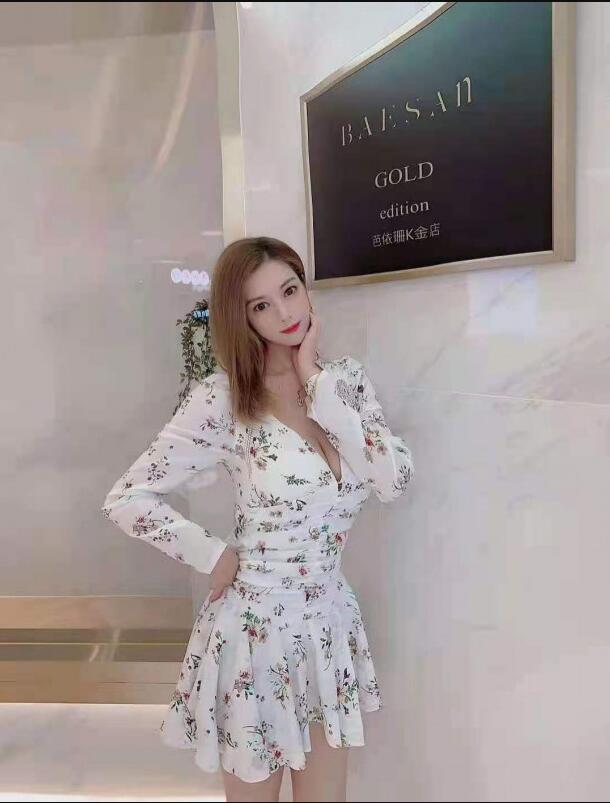 龙岗清秀小师妹  身材火辣